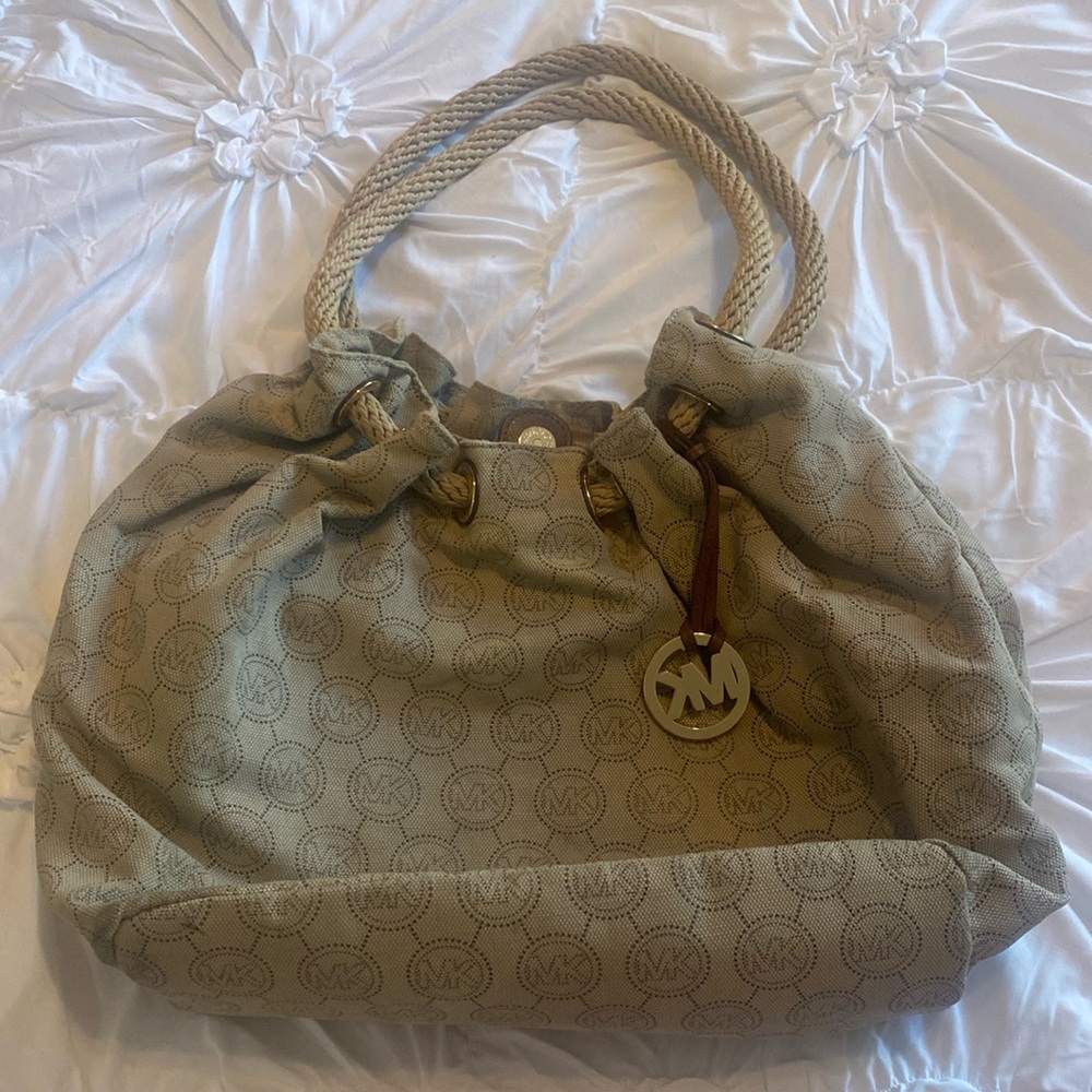 Micheal Kors Purse